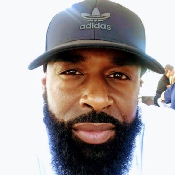 Meet your Posher, Jamal - Picture 1 of 1